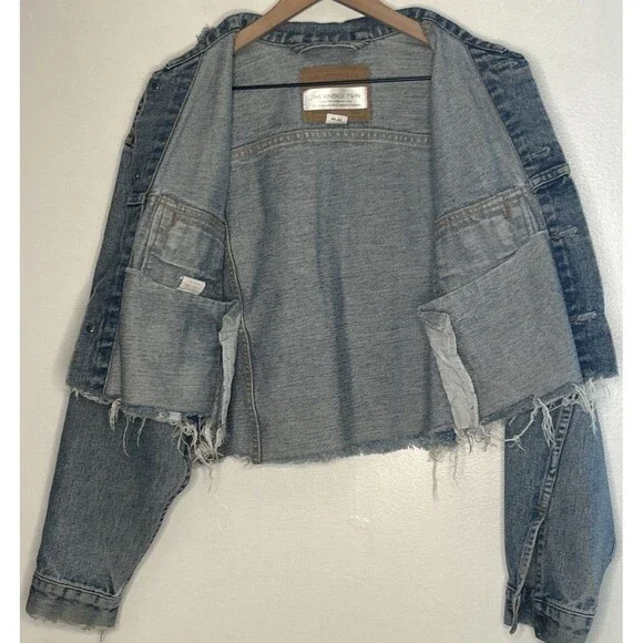 Vintage LEVIS 70507 Denim Trucker Jacket Small Cropped Distressed Vintage Twin - Picture 4 of 5